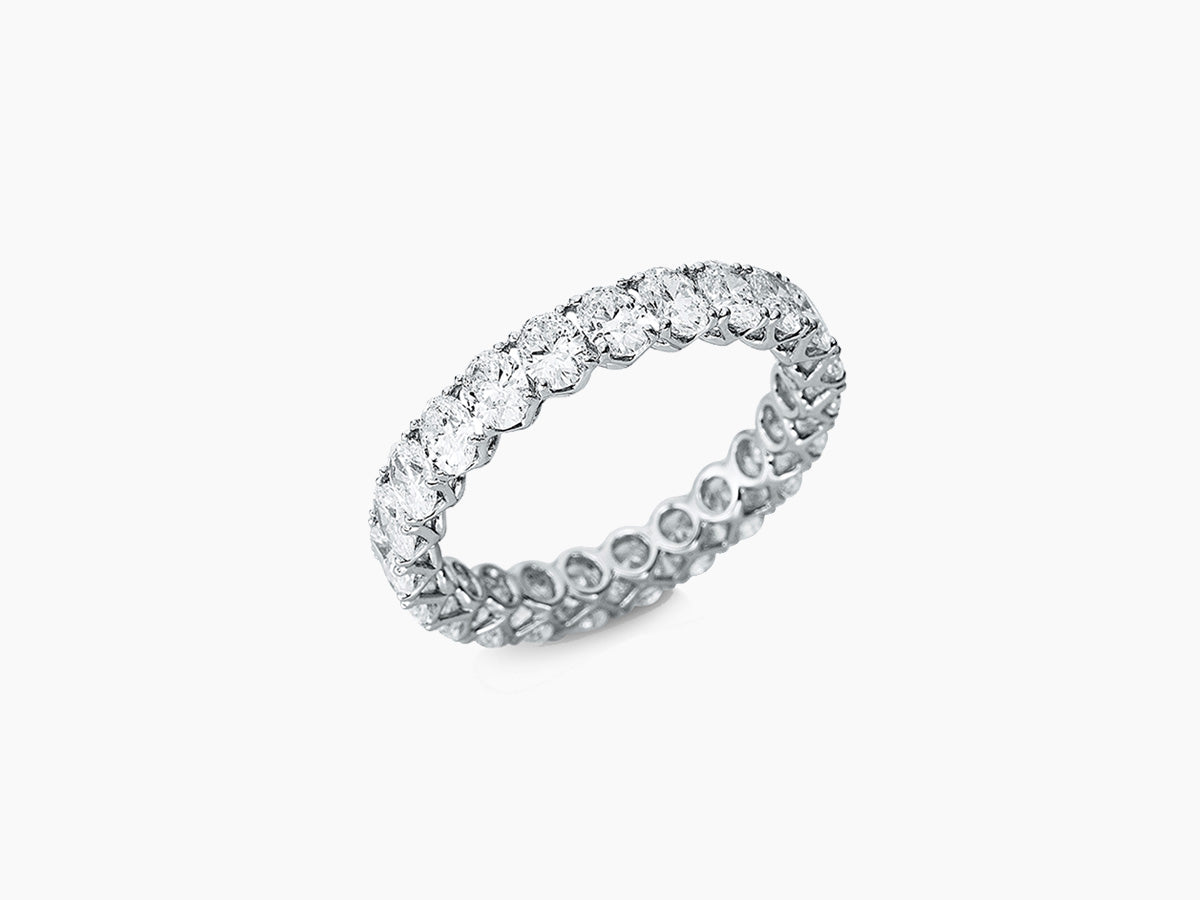 PETITE FLORENCE - Oval Cut Diamant Eternity Ehering