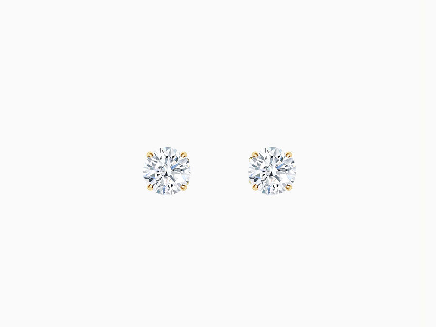 Giselle's perfect Studs (4 Prongs)