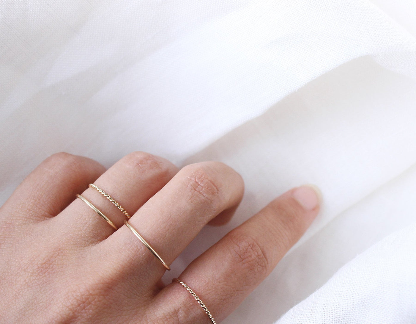 Skinny ring